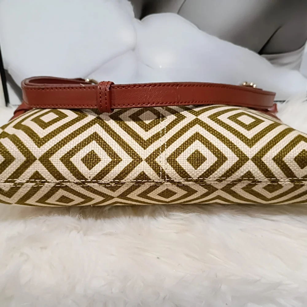 Spartina elegant Geometric Crossbody Bag in Brown and Tan
